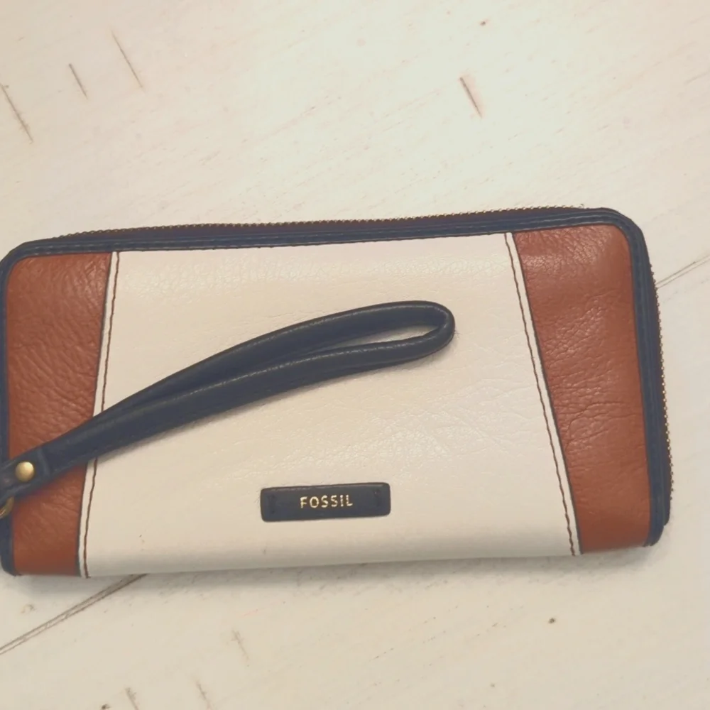 Vintage Fossil leather Wallet